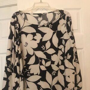 Ann Taylor Size XL Top Black Background with White Flowers